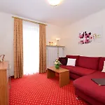 Marienhof 3* Бад-Верісгофен
